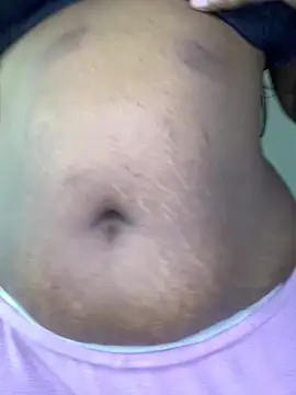 Snapshot of ThickPearlx23 chatting on June 14, 8:16 am ThickPearlx23 online show from June 14, 8:16 am