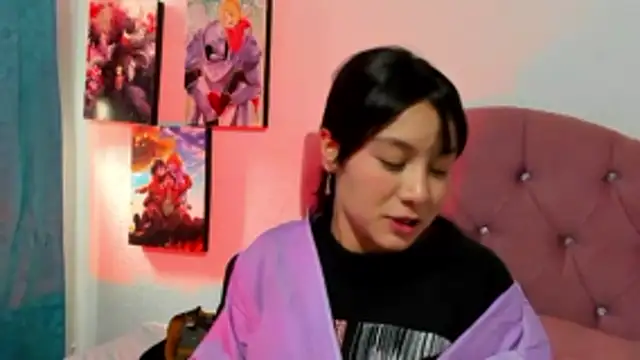 Snapshot of teffy_lee chatting on May 17, 8:27 pm teffy lee online show from May 17, 8:27 pm