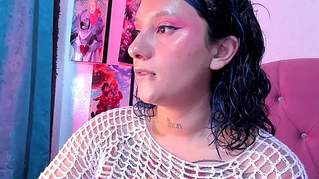 Mila nixon02 online show from April 12, 6:35 pm