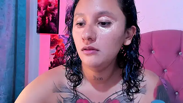 Snapshot of Mila_nixon02 chatting on April 21, 3:13 am Mila nixon02 online show from April 21, 3:13 am