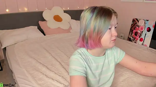 Sara Robinson online show from February 6, 2:38 am