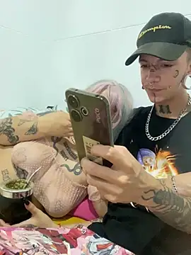 Snapshot of Seebohm1111 chatting on January 27, 7:03 pm Seebohm1111 online show from January 27, 7:03 pm