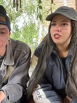 Snapshot of Seebohm1111 chatting on March 11, 2:18 pm Seebohm1111 online show from March 11, 2:18 pm