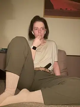 Snapshot of Take_Me_Awayy chatting on February 1, 4:46 am Take Me Awayy online show from February 1, 4:46 am