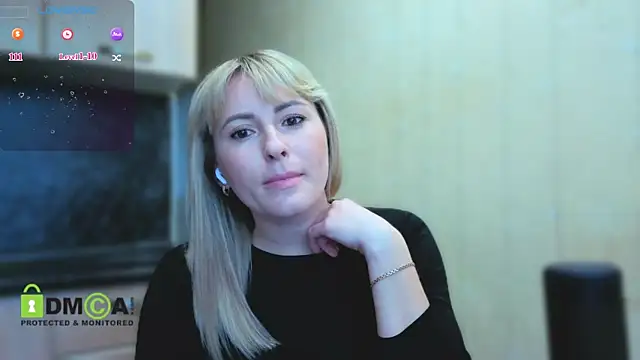 Snapshot of Smoorodinkaa chatting on April 30, 7:36 am Smoorodinkaa online show from April 30, 7:36 am
