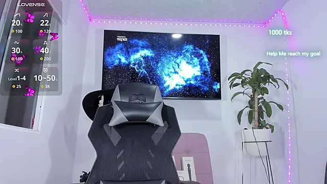 emily palmeer online show from December 19, 10:00 am