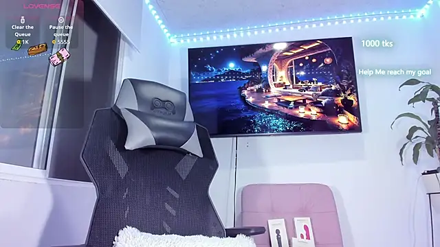 emily palmeer online show from January 9, 11:02 am