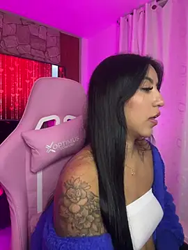 Tamara Roberts1 online show from February 8, 2:36 am