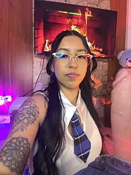 Tamara Roberts1 online show from September 15, 11:49 pm