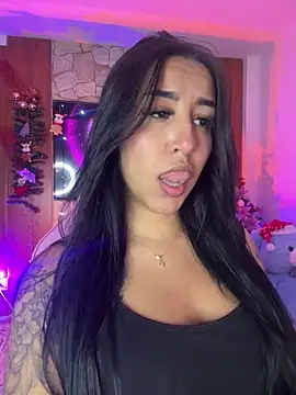 Tamara Roberts1 online show from December 23, 1:25 am