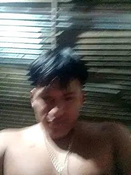 Snapshot of Huebolocko chatting on January 18, 7:07 am Huebolocko online show from January 18, 7:07 am