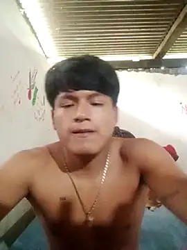 Snapshot of Huebolocko chatting on March 5, 6:34 pm Huebolocko online show from March 5, 6:34 pm