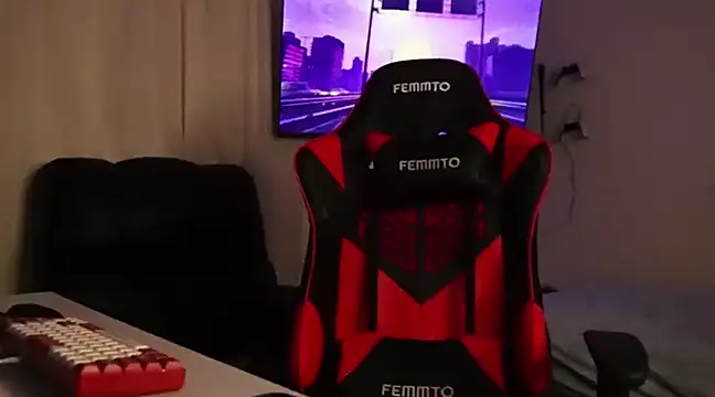 May Dylan1 online show from December 11, 1:15 am