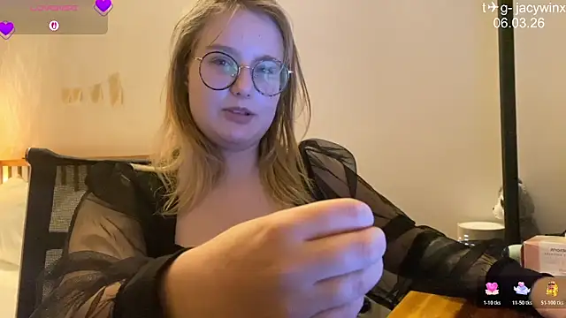 JacyWinslat online show from March 6, 11:17 am