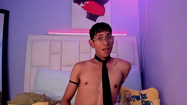 Nick Collins18 online show from February 17, 8:26 pm