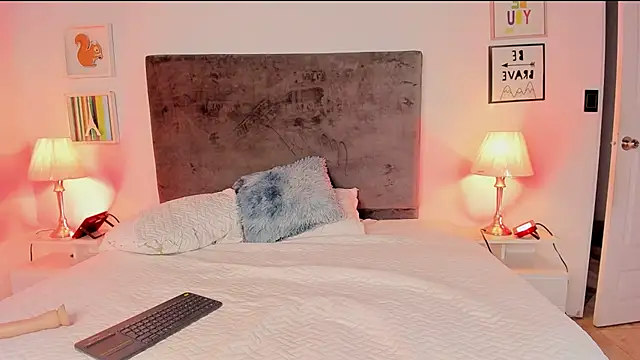 evelyn evony online show from December 26, 11:32 am