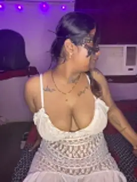 Snapshot of sexy-bu chatting on November 17, 8:58 pm sexy-bu online show from November 17, 8:58 pm