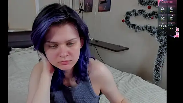 Snapshot of JulieTaylors chatting on July 17, 10:03 pm JulieTaylors online show from July 17, 10:03 pm