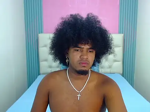 Snapshot of JaicobRuneer chatting on March 3, 3:45 am JaicobRuneer online show from March 3, 3:45 am