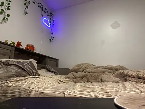 Kittyymaze1 online show from September 25, 12:09 pm