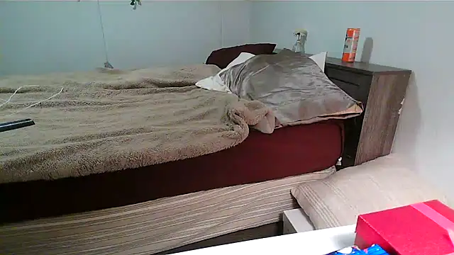 Kittyymaze1 online show from December 22, 1:19 pm