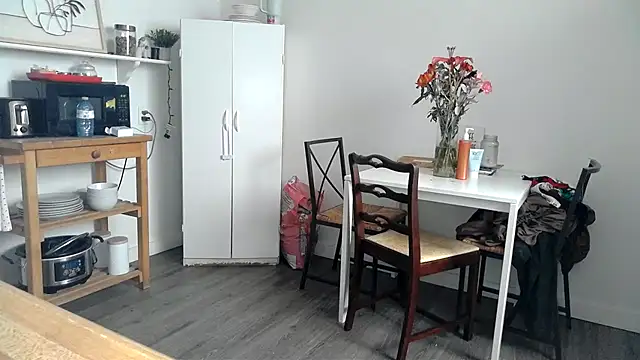 Kittyymaze1 online show from February 12, 12:55 pm