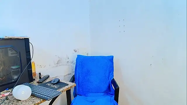 Oh Tique online show from April 10, 6:34 pm