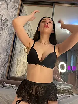 Snapshot of LushLuna chatting on March 29, 7:41 am LushLuna online show from March 29, 7:41 am