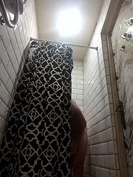 FloatyElkhound online show from April 16, 6:47 am