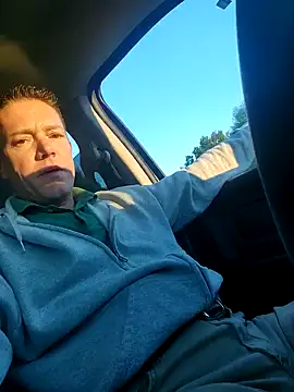 Bigtater1999 online show from October 22, 11:43 am