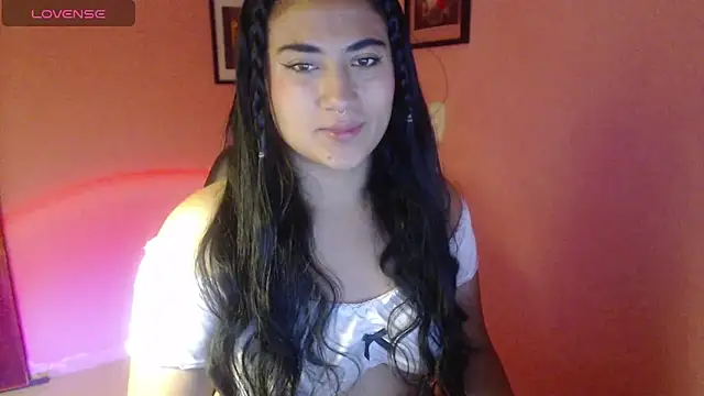 bunnyemilyrose36 online show from October 7, 10:34 am