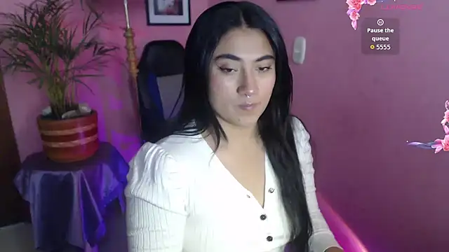 bunnyemilyrose36 online show from December 3, 2:59 pm