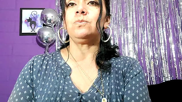 Snapshot of Zara47sweet chatting on January 12, 12:18 am Zara47sweet online show from January 12, 12:18 am