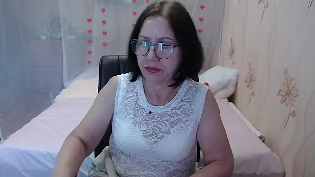 OlgaHottie online show from October 3, 11:35 pm
