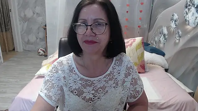 Snapshot of OlgaHottie chatting on April 21, 2:51 am OlgaHottie online show from April 21, 2:51 am