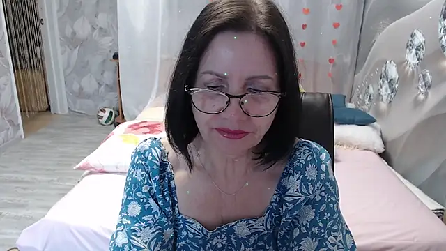 Snapshot of OlgaHottie chatting on April 24, 11:29 pm OlgaHottie online show from April 24, 11:29 pm