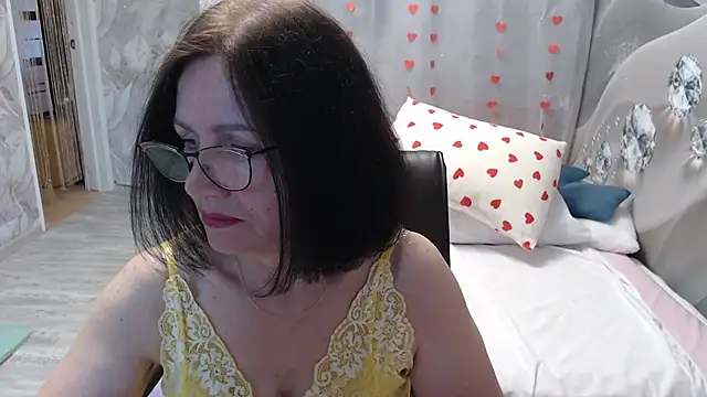 Snapshot of OlgaHottie chatting on May 30, 11:46 pm OlgaHottie online show from May 30, 11:46 pm