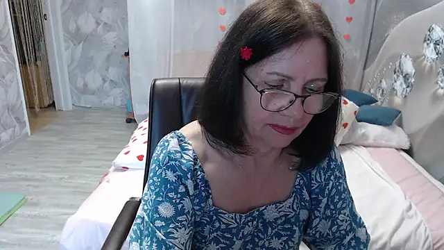 OlgaHottie online show from June 14, 2:24 am