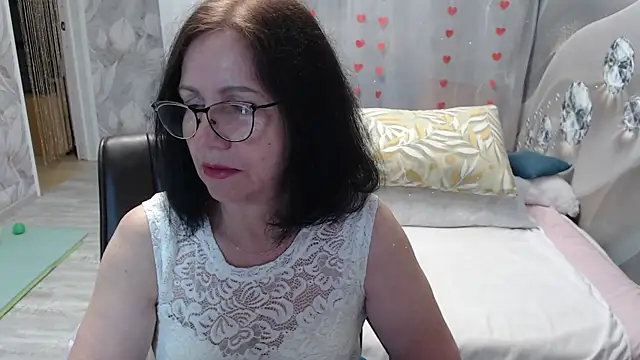 OlgaHottie online show from July 12, 12:01 am