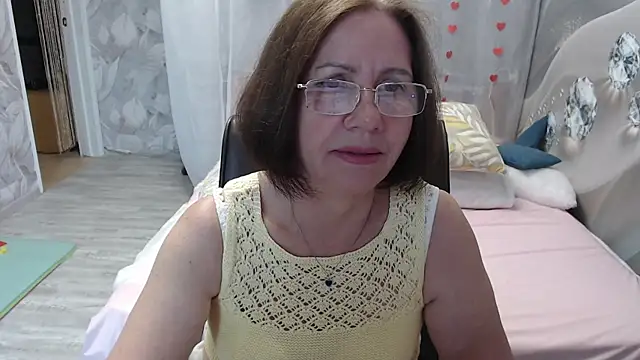 OlgaHottie online show from July 27, 12:17 am
