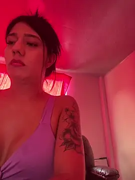 ZachaTompson online show from May 26, 6:59 pm