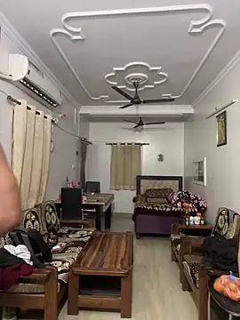 Snapshot of John_desihunk chatting on January 18, 8:41 am John desihunk online show from January 18, 8:41 am