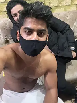 Snapshot of John_desihunk chatting on January 19, 10:28 am John desihunk online show from January 19, 10:28 am