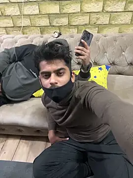 Snapshot of John_desihunk chatting on January 21, 7:28 pm John desihunk online show from January 21, 7:28 pm