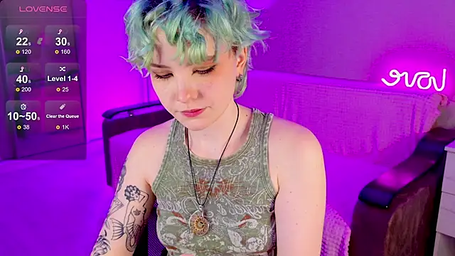 Snapshot of School_Love chatting on January 19, 4:14 pm School Love online show from January 19, 4:14 pm