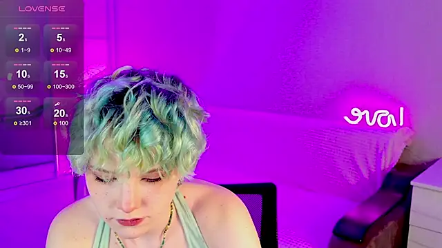 Snapshot of School_Love chatting on January 26, 1:04 pm School Love online show from January 26, 1:04 pm