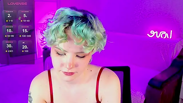 Snapshot of School_Love chatting on January 29, 4:08 pm School Love online show from January 29, 4:08 pm