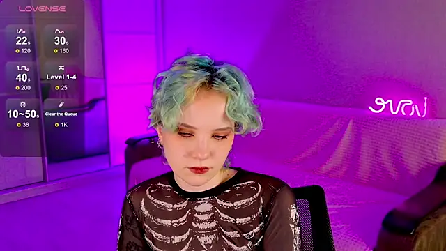 Snapshot of School_Love chatting on March 9, 1:04 pm School Love online show from March 9, 1:04 pm