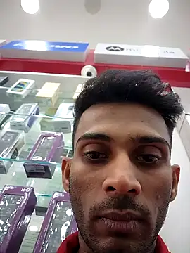 JOHN LEE DEREK online show from January 18, 10:17 am