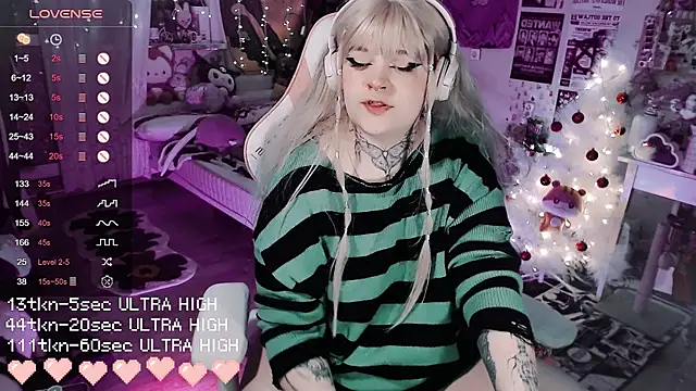 noori  hope online show from December 22, 9:01 pm